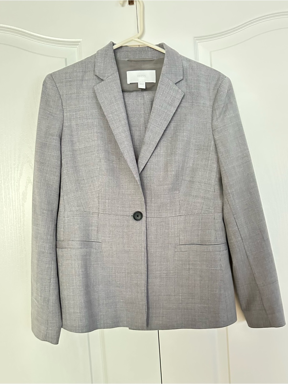 Boss Women's Light Gray Single-Button Blazer and Pants